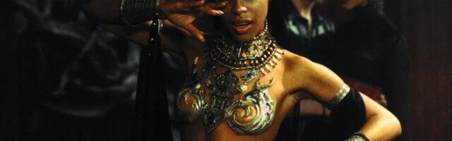 Enter the Dark and Gothic Vampire World in This Cult Classic Streaming Free on Tubi