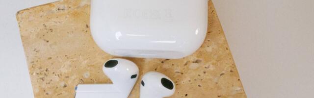 Report: Samsung's top boss angry at the mobile division for copying Apple