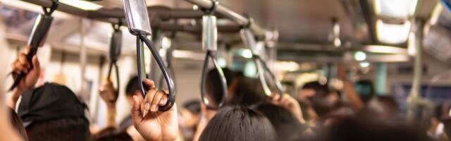 Smartphone Company Ditches Hybrid and Forces Employees to Return to Office