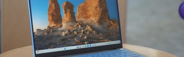 The Dell Inspiron 14 Plus laptop drops below $1,000 with this $300 discount
