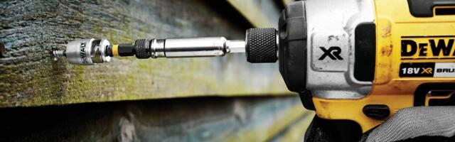 What Bits Fit DeWalt's Impact Driver (And How To Change Them On The Tool)