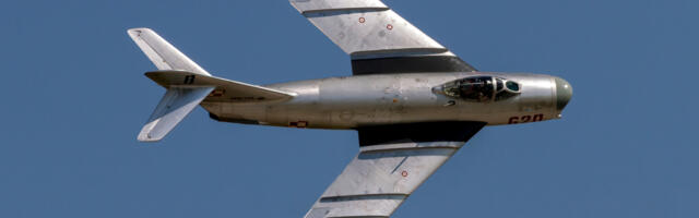 Why Wing Fences Disappeared From Modern Military Aircraft Designs