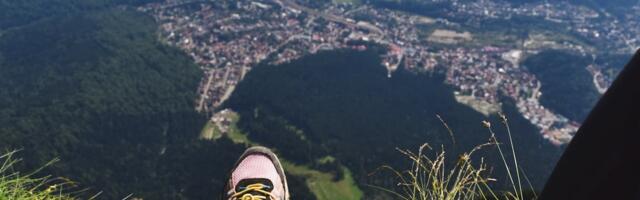 E-commerce Surge Challenges Physical Retail