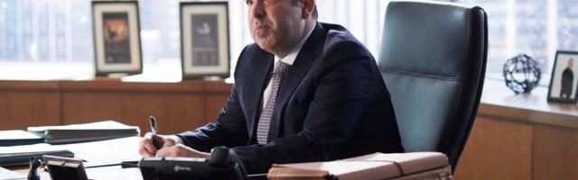 Rick Hoffman will reprise his role as Louis Litt in Suits LA
