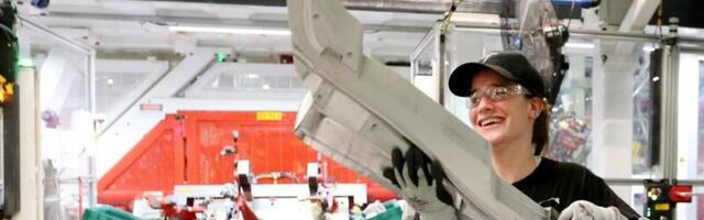 Tesla: UAW seeks to unionize car maker, battle expected with CEO Elon Musk