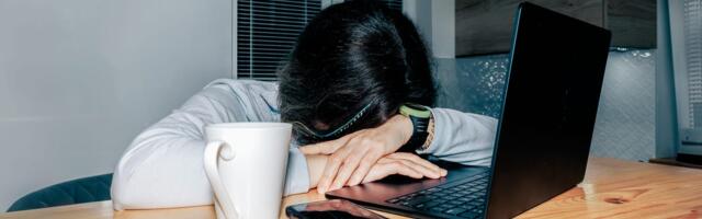 This startup founder says he works 7 days a week, keeps a mattress in the office, and sleeps 3 hours a night