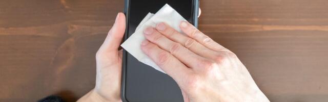 You Need to Clean Your Dirty Phone More Often Than You Think