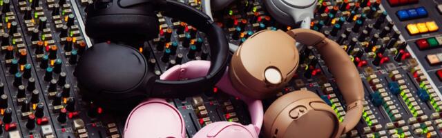 Skullcandy’s bass-boosting Crusher headphones now come with Bose’s ANC