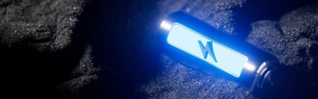 Researchers develop a battery cathode material that does it all