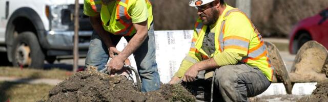 US economy added a whopping 272,000 jobs in May
