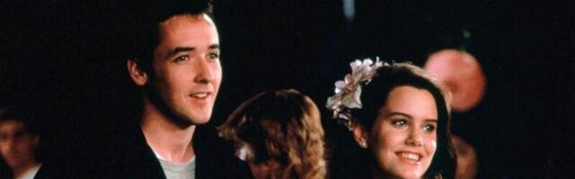 This iconic ’80s teen rom-com couple had a real-life romance