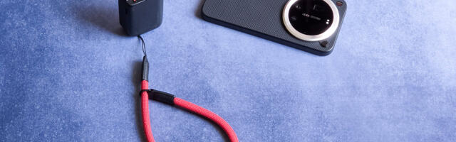 This Ultra phone’s camera accessory reminds me why Samsung and Google really need to catch up