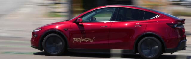 Tesla tells staff it plans to roll out its Robotaxi service in San Francisco this weekend