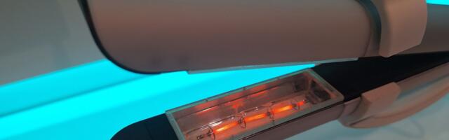 L'Oréal's new glass straighteners look cool, but it's the multi-styler design that has me really excited