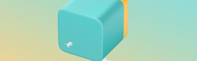 Nimble Wally Stretch Review: A Colorful Charger With a Retractable USB-C Cable