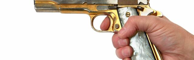Woman Headed to Clown College With a Golden Gun Used Very Poor Op-Sec