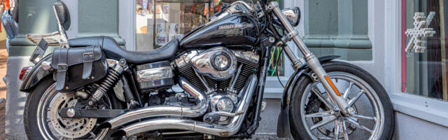 What Makes A Harley-Davidson Dyna Wide Glide Different From A Super Glide?
