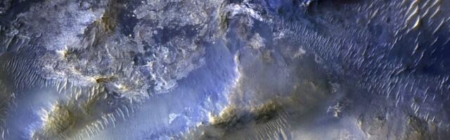 100,000 images in, Mars is still full of surprises