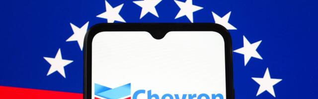 Warren Buffett's Chevron bet stands to gain if the US delivers a Venezuelan oil boom