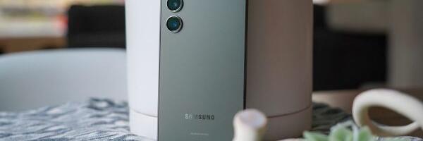 Galaxy S23 Ultra Catches the April Android Update