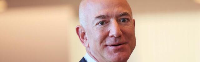 WaPo Drops ‘Democracy Dies in Darkness’ Slogan as Jeff Bezos Embraces the Darkness