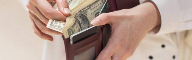 7 Tech Stores That Have A Restocking Fee You Should Know About