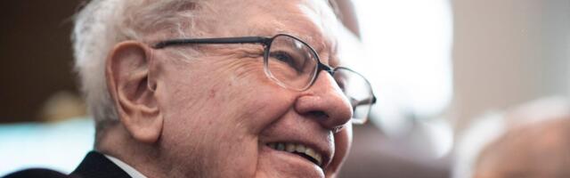 Warren Buffett says he'll donate his entire Berkshire fortune 'one way or another' by 2034