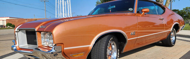 What's The Difference Between The Oldsmobile Cutlass & Cutlass Supreme?