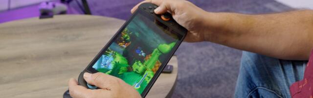 The Best Portable Gaming Consoles to Gift This Holiday Season