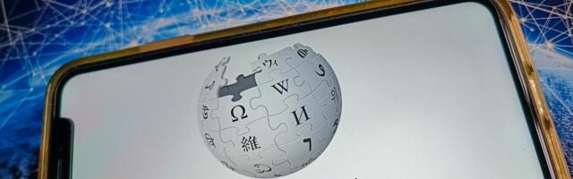 A developer turned Wikipedia into a social media-style feed