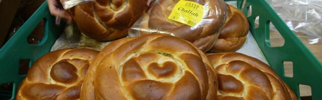 The oldest kosher bakery in Oakland hits the market for $1