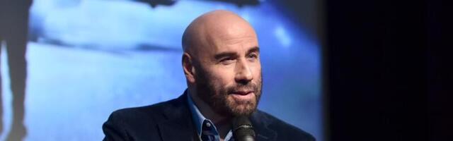 John Travolta pushed to name Prince Harry a ‘Living Legend of Aviation’ at Hollywood gala