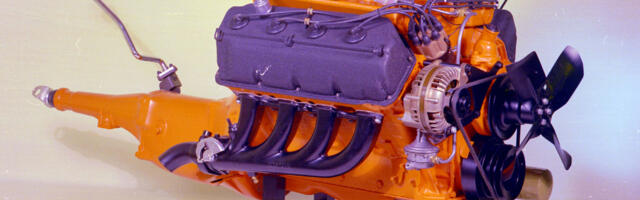426 Max Wedge Vs. 426 HEMI: Are These Engines The Same?