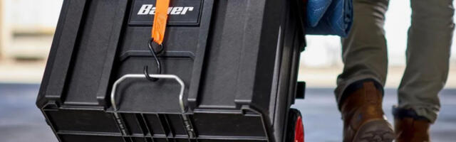 Harbor Freight's New Rolling Toolbox Packs 2 Very Useful Features