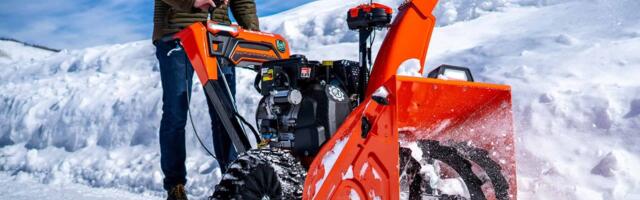 What's The Difference Between A Snow Thrower And Snow Blower?