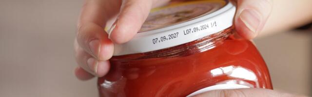 How Long Past the Expiration Date Can You Eat Food? An Expert Weighs In