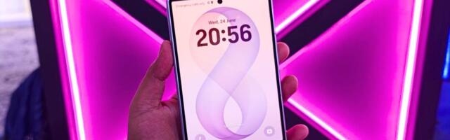 I tried the Samsung Galaxy Z Fold 8 and I am totally in love with this unique foldable