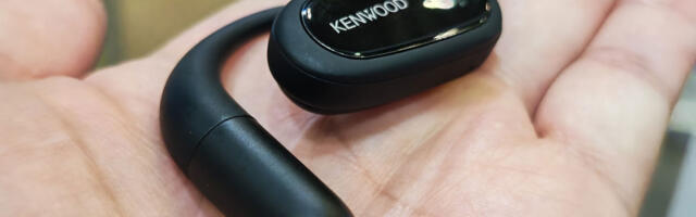 JVCKENWOOD Showcased Updated AI Earbud with Built-in Camera at CEATEC 2025 JVCKENWOOD Showcased Updated AI Earbud with Built-in Camera at CEATEC 2025