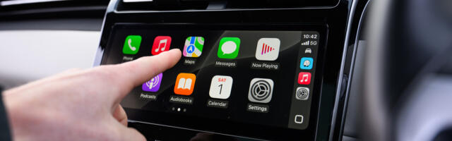 Does CarPlay Use Bluetooth Or Wi-Fi? Here's What You Should Know