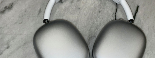 Daily Crunch: First impressions of the AirPods Max