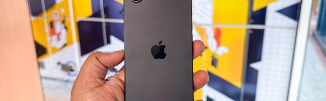 Apple iPhone 16e First Impressions: The budget gateway into Apple Intelligence