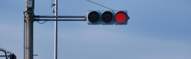 This Traffic Light In Japan Only Turns Green Once A Year