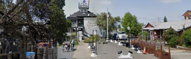 Quinn’s Lighthouse, an iconic Oakland restaurant, closes after 4 decades