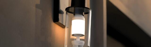 Wyze Says ‘Screw It’ and Shoves a Camera Into Its Latest Smart Bulb
