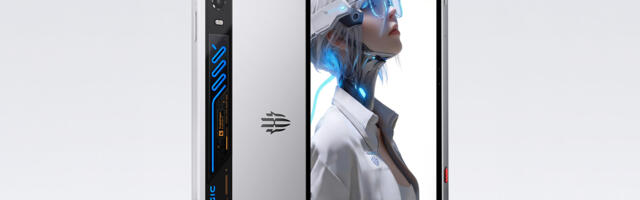 This liquid-cooled Android tablet comes with a PC game emulator out of the box