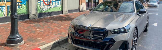 I drove a $95,000 BMW i5. Here are 14 features that show why it's a great high-performance luxury EV.