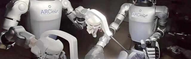 Humanoid Robots Just Performed Surgery Using Standard Medical Tools