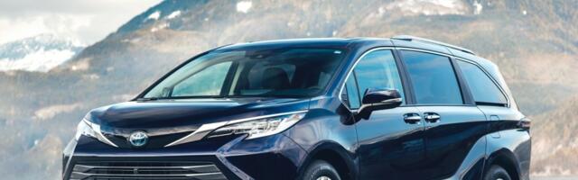 The 2023 Toyota Sienna XLE Woodland Edition AWD Minivan
