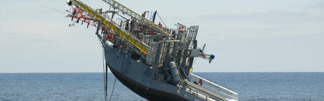 Here's How This Strange Ship Can Flip From Horizontal To Vertical At Sea