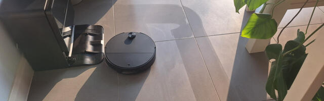 Can a robot vacuum effectively mop your floors, too? I've tested all kinds of hybrid robovacs, and here's what I've found